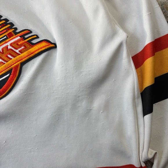 Vintage NHL Vancouver Canucks Skate Logo THRASHED Hockey Jersey Size XL - Picture 4 of 10